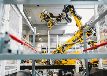 Large Scale Robotic Assembly Process Manufacturing